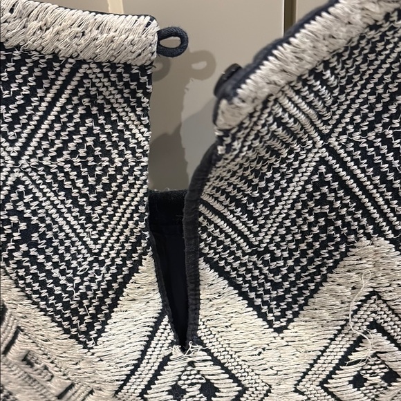 Navy Embroidered Sleeveless Dress - Picture 4 of 6